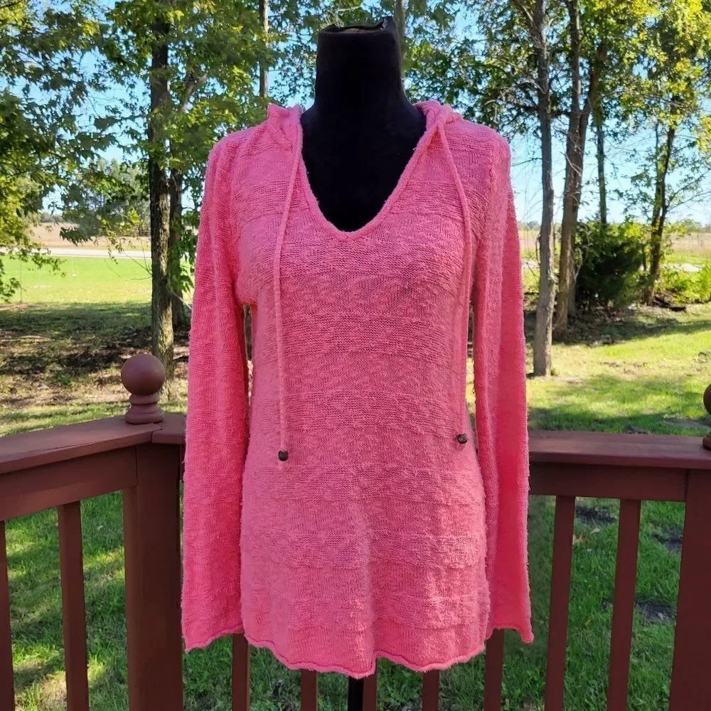 Ladies Faded Glory Coral color knit Pullover Vneck Sweater, sz Medium